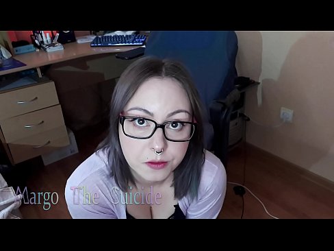 ❤️ Chica sexy con gafas chupa consolador profundamente en la cámara Video de porno en es.hentaiser.ru ❌️