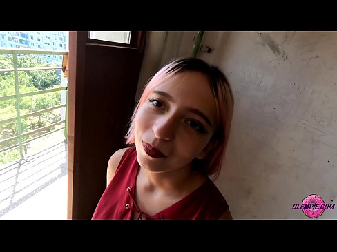 ❤️ Estudiante Sensual chupa a un extraño en el Outback - Cum en su cara Video de porno en es.hentaiser.ru ❌️